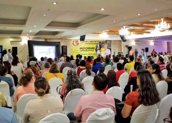 Diputada María Luisa Ojeda rinde informe