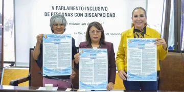 Presentación del parlamento inclusivo, que encabezan las diputadas Teresita de Jesús Valentín, Eda Palacios y María Luisa Trejo