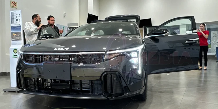 Kia desveló el K4 Hatchback 2026 en La Paz con tecnología de pantalla digital de 30 pulgadas, sistemas ADAS avanzados y dos versiones desde 528 mil pesos / Foto: Pablo Diestro / Diestro.Media