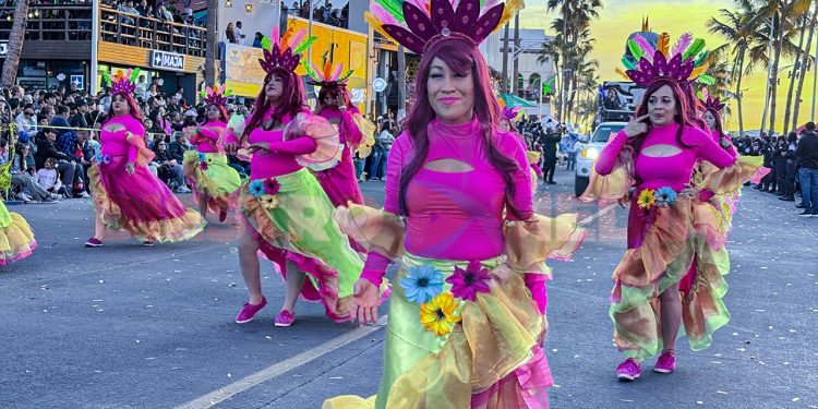 Carnaval La Paz 2026 "Reinas del Cambio" se celebrará del 12 al 17 de febrero con artistas locales / Foto: Pablo Diestro / Diestro.Media